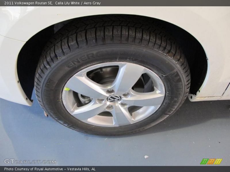 2011 Routan SE Wheel