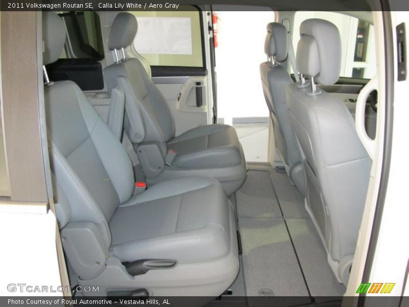 Calla Lily White / Aero Gray 2011 Volkswagen Routan SE