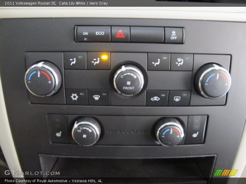 Controls of 2011 Routan SE