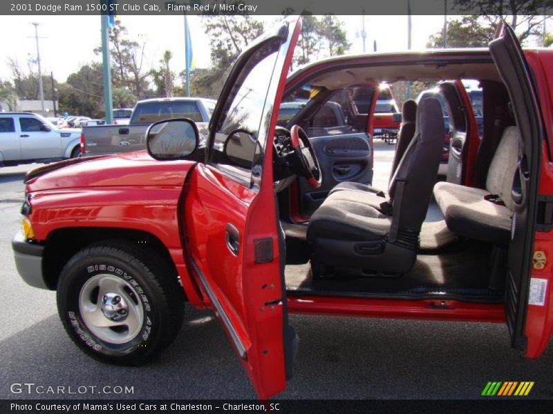 Flame Red / Mist Gray 2001 Dodge Ram 1500 ST Club Cab