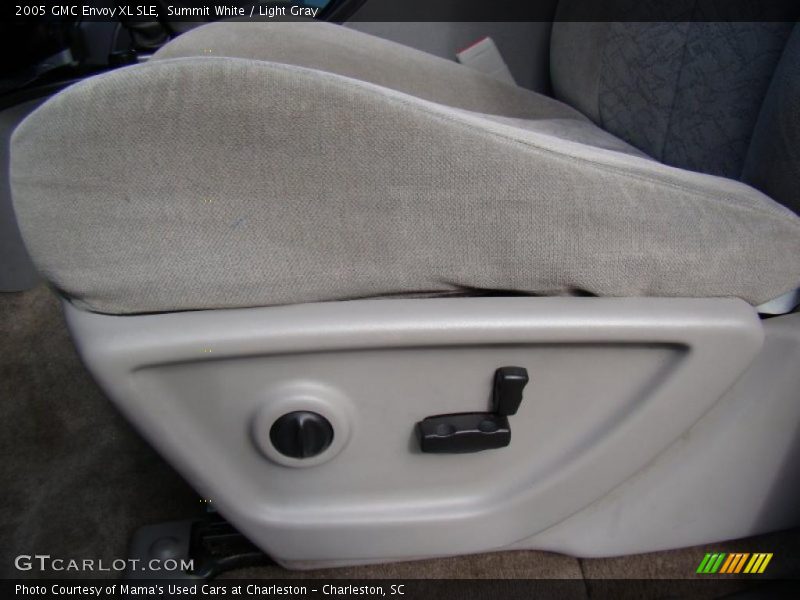 Summit White / Light Gray 2005 GMC Envoy XL SLE
