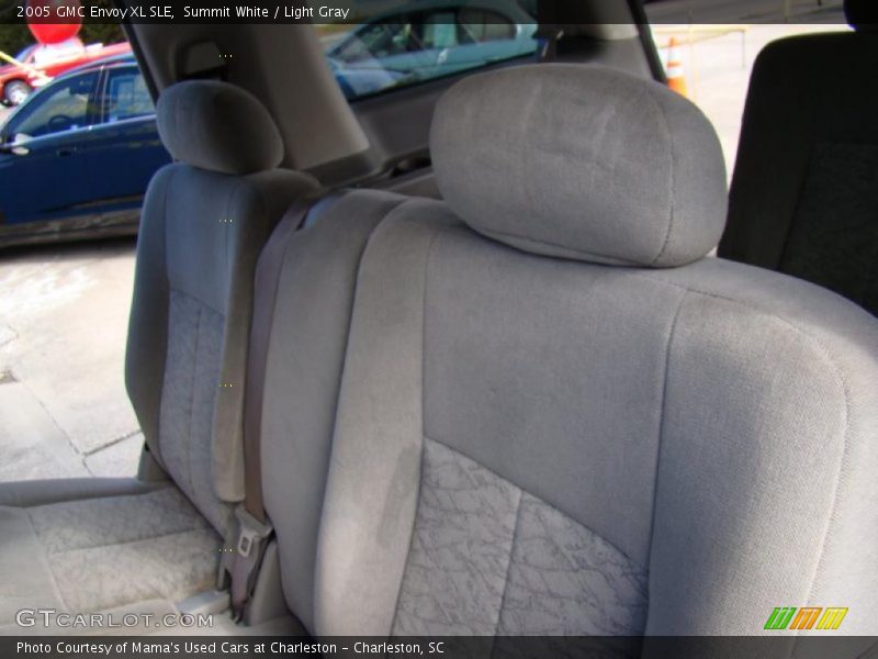 Summit White / Light Gray 2005 GMC Envoy XL SLE