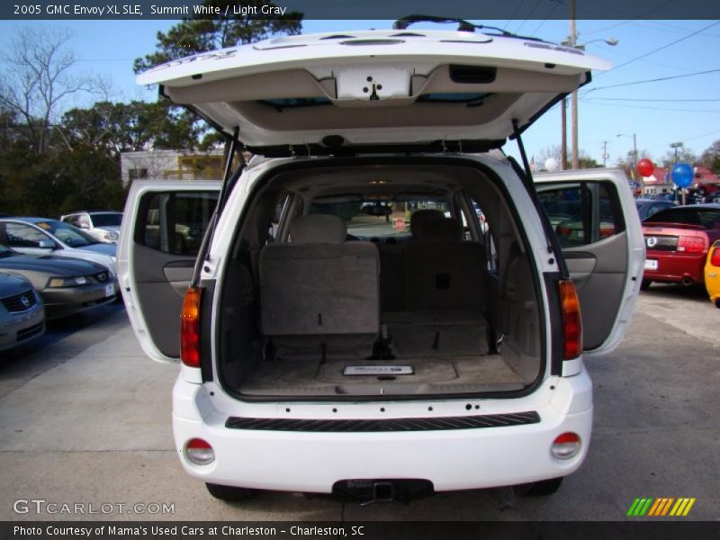 Summit White / Light Gray 2005 GMC Envoy XL SLE