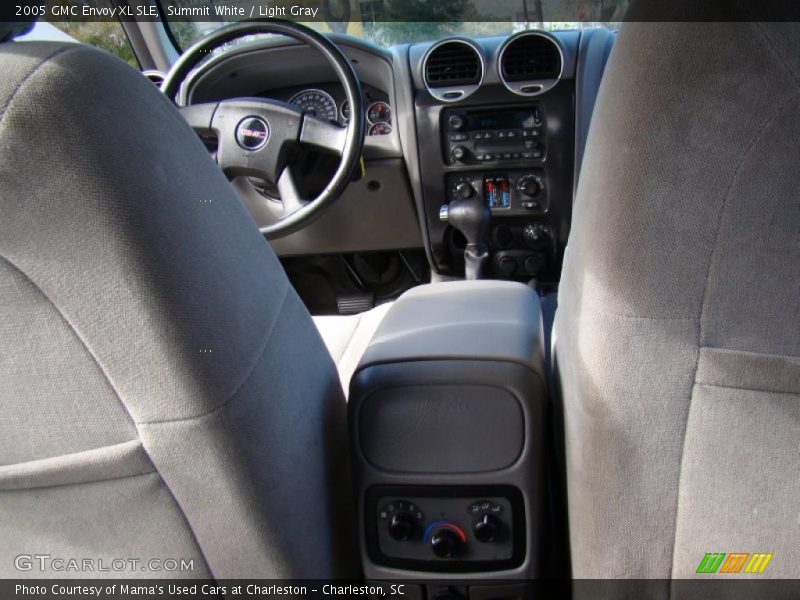 Summit White / Light Gray 2005 GMC Envoy XL SLE