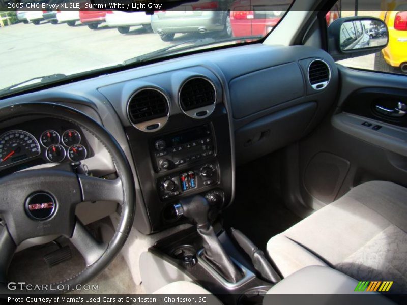 Summit White / Light Gray 2005 GMC Envoy XL SLE