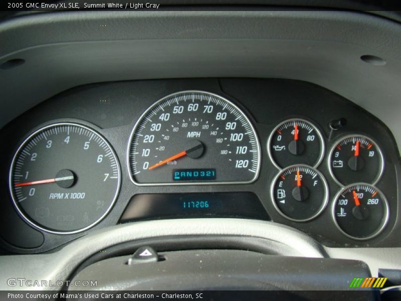 Summit White / Light Gray 2005 GMC Envoy XL SLE