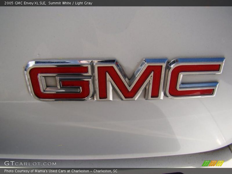 Summit White / Light Gray 2005 GMC Envoy XL SLE