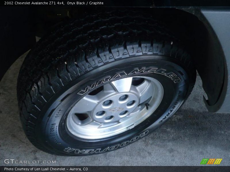 Onyx Black / Graphite 2002 Chevrolet Avalanche Z71 4x4