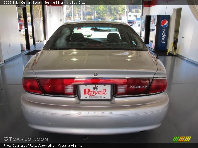 Sterling Silver Metallic / Gray 2005 Buick Century Sedan