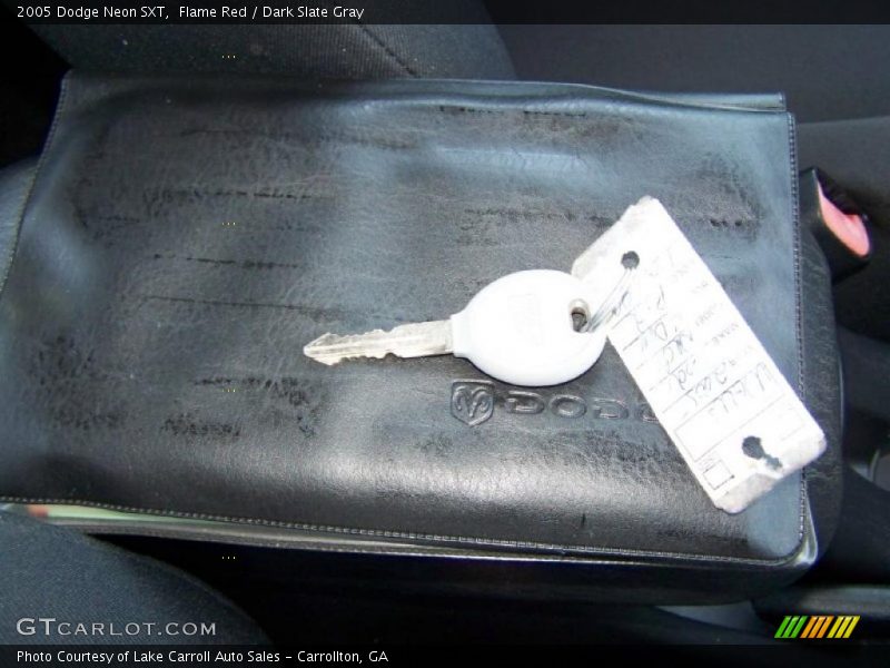 Flame Red / Dark Slate Gray 2005 Dodge Neon SXT