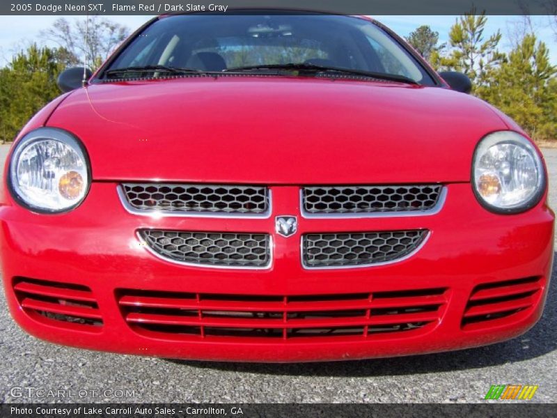 Flame Red / Dark Slate Gray 2005 Dodge Neon SXT