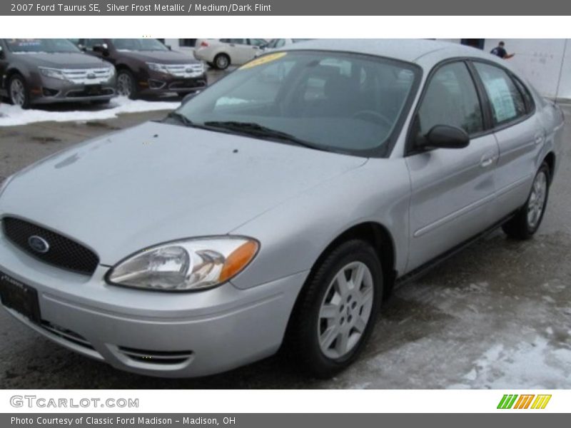 Silver Frost Metallic / Medium/Dark Flint 2007 Ford Taurus SE
