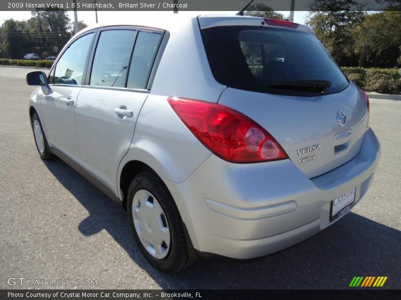 Brillant Silver / Charcoal 2009 Nissan Versa 1.8 S Hatchback