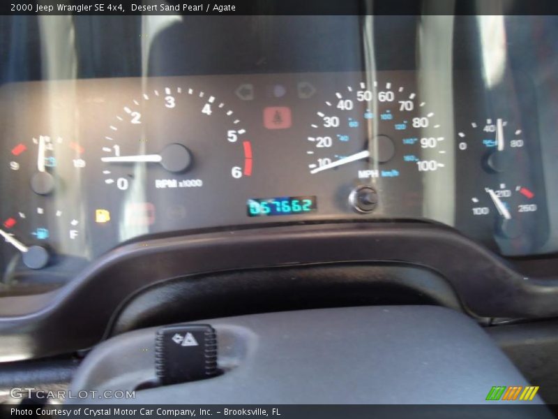 Desert Sand Pearl / Agate 2000 Jeep Wrangler SE 4x4