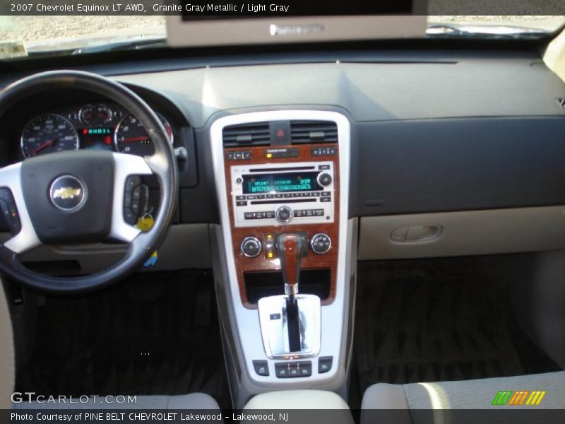 Granite Gray Metallic / Light Gray 2007 Chevrolet Equinox LT AWD
