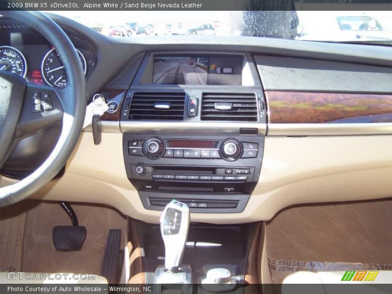 Alpine White / Sand Beige Nevada Leather 2009 BMW X5 xDrive30i