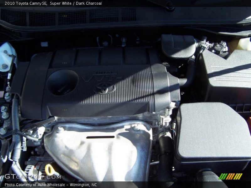 Super White / Dark Charcoal 2010 Toyota Camry SE