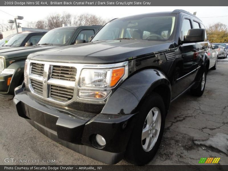 Brilliant Black Crystal Pearl / Dark Slate Gray/Light Slate Gray 2009 Dodge Nitro SE 4x4