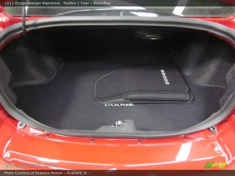  2011 Avenger Mainstreet Trunk