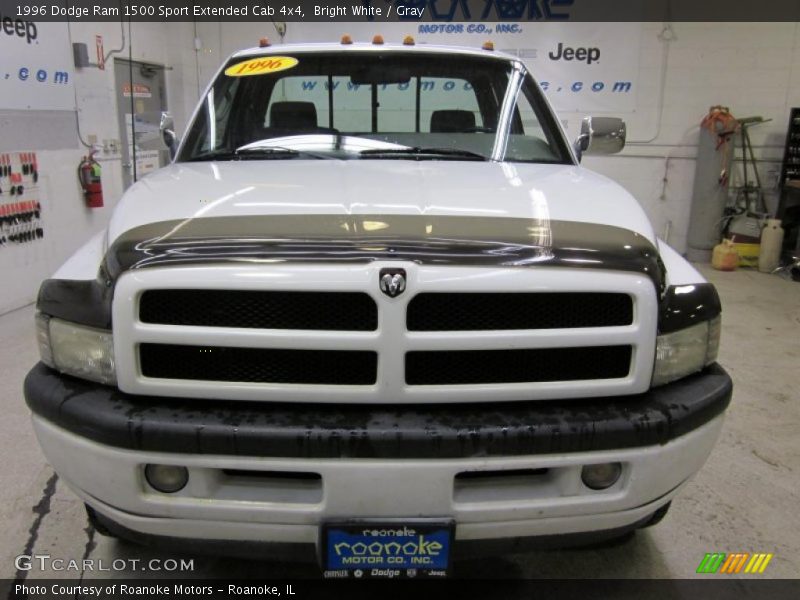 Bright White / Gray 1996 Dodge Ram 1500 Sport Extended Cab 4x4