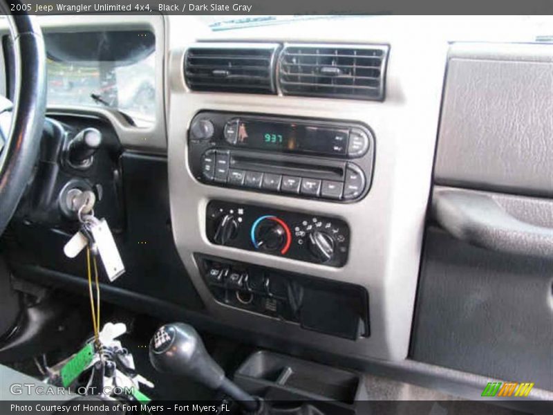 Black / Dark Slate Gray 2005 Jeep Wrangler Unlimited 4x4