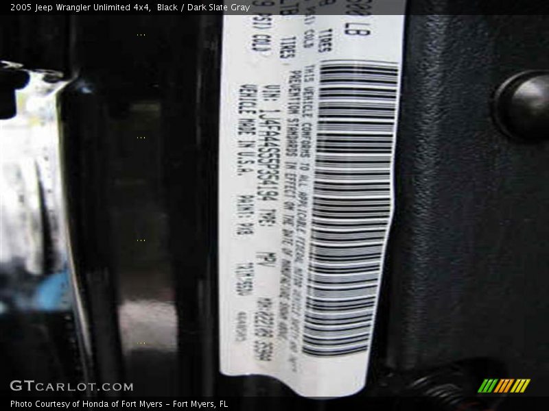 Black / Dark Slate Gray 2005 Jeep Wrangler Unlimited 4x4