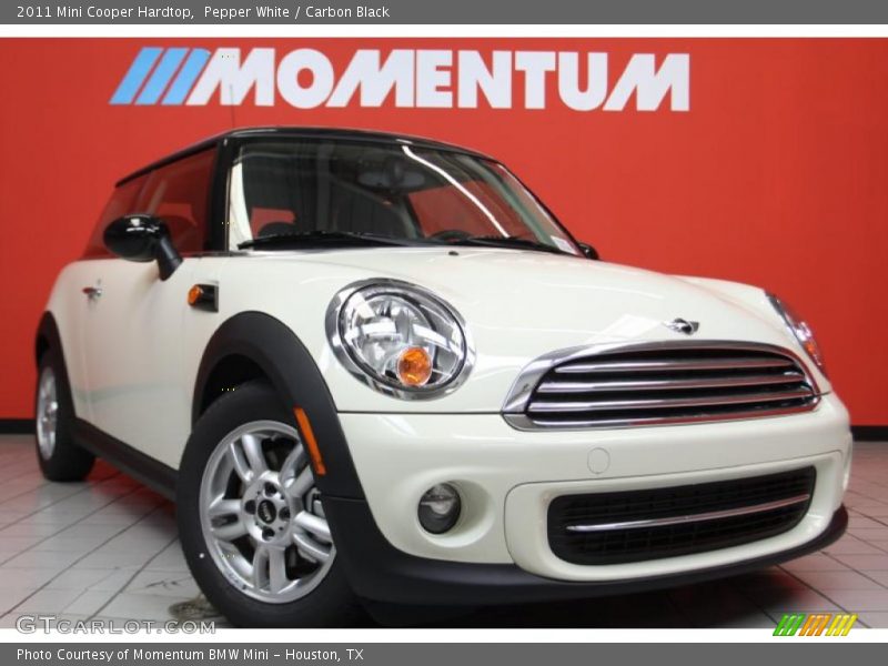Pepper White / Carbon Black 2011 Mini Cooper Hardtop