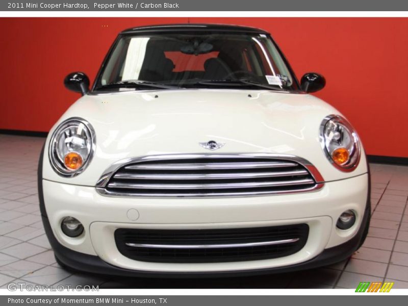 Pepper White / Carbon Black 2011 Mini Cooper Hardtop