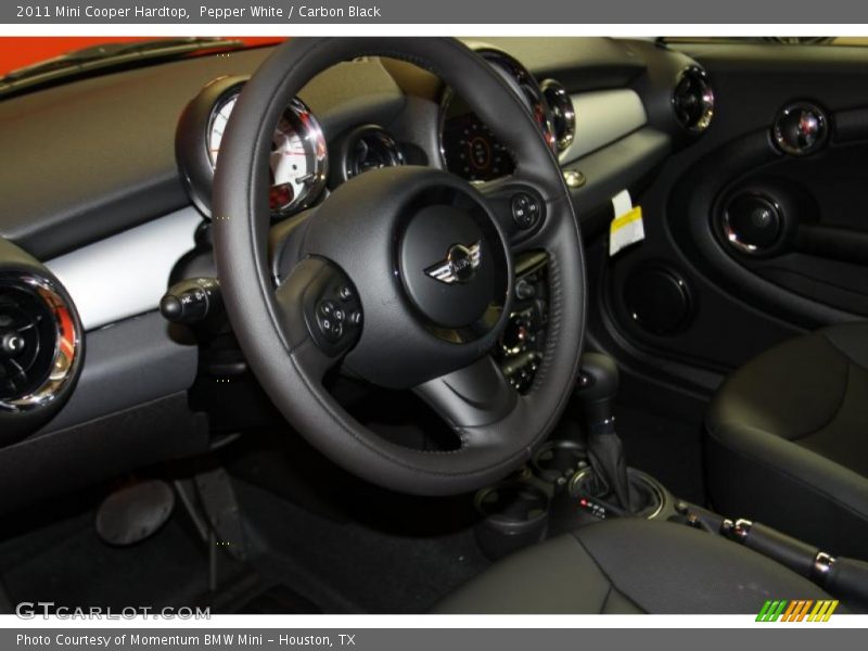 Pepper White / Carbon Black 2011 Mini Cooper Hardtop