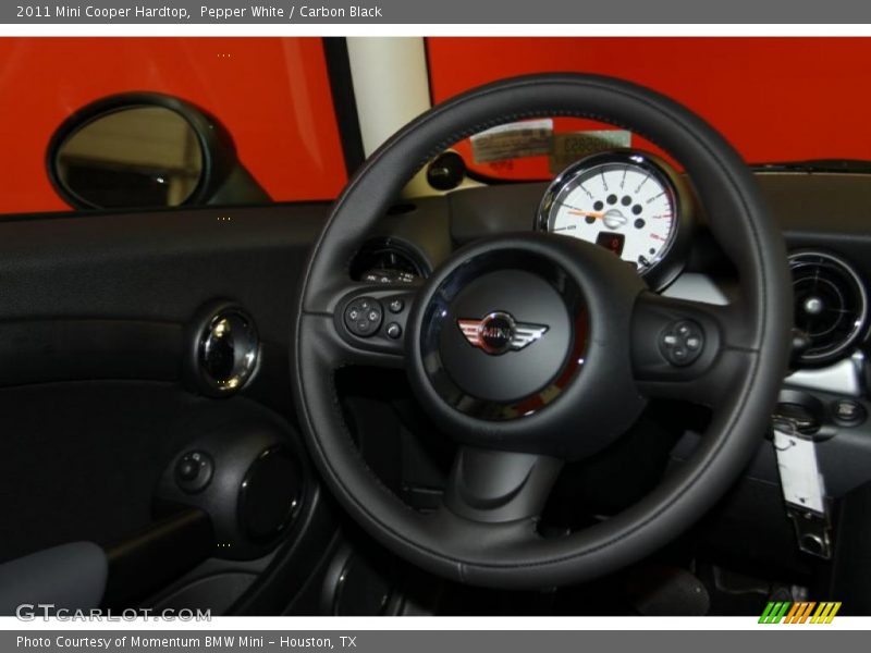 Pepper White / Carbon Black 2011 Mini Cooper Hardtop
