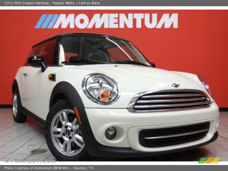 Pepper White / Carbon Black 2011 Mini Cooper Hardtop