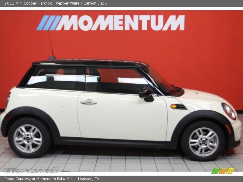 Pepper White / Carbon Black 2011 Mini Cooper Hardtop