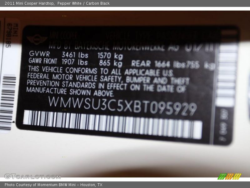 Pepper White / Carbon Black 2011 Mini Cooper Hardtop
