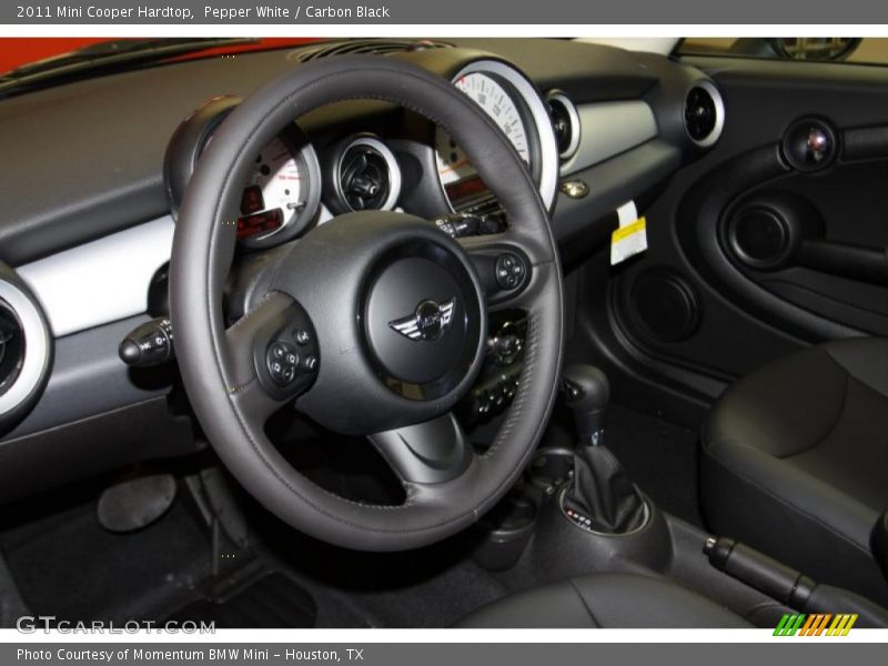 Pepper White / Carbon Black 2011 Mini Cooper Hardtop