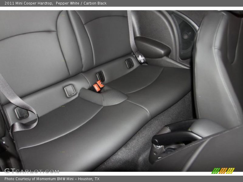 Pepper White / Carbon Black 2011 Mini Cooper Hardtop