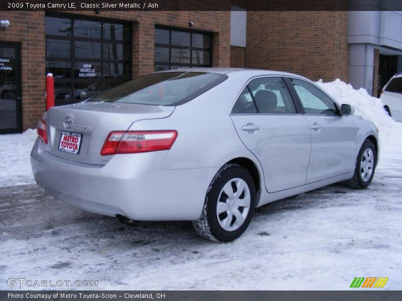 Classic Silver Metallic / Ash 2009 Toyota Camry LE