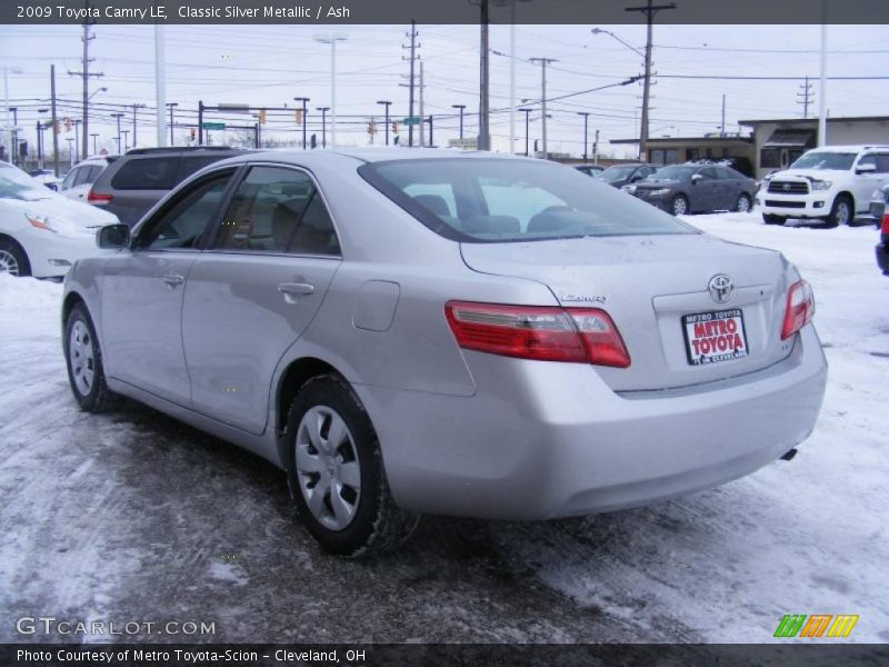 Classic Silver Metallic / Ash 2009 Toyota Camry LE