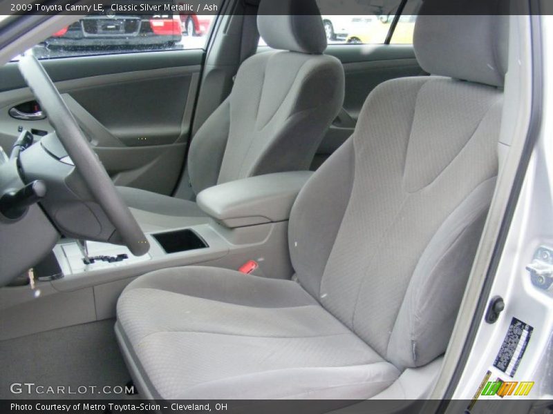 Classic Silver Metallic / Ash 2009 Toyota Camry LE