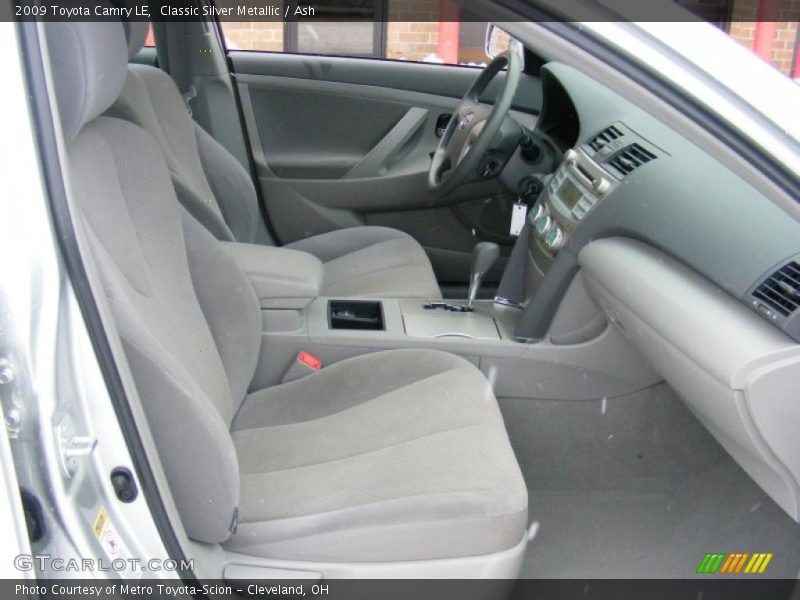 Classic Silver Metallic / Ash 2009 Toyota Camry LE
