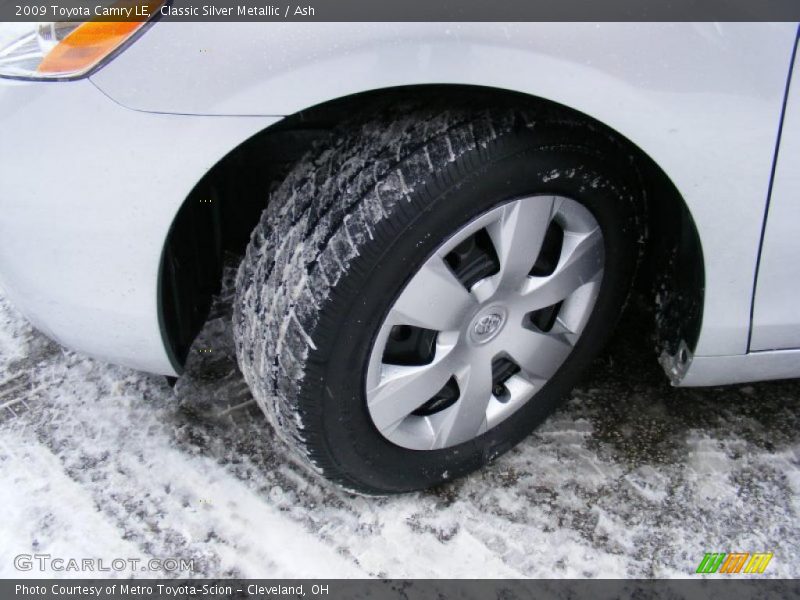 Classic Silver Metallic / Ash 2009 Toyota Camry LE