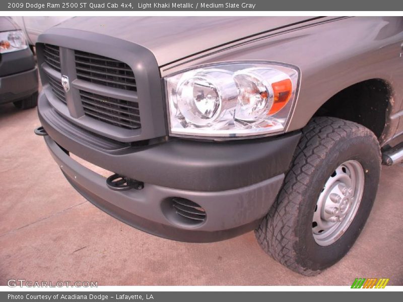 Light Khaki Metallic / Medium Slate Gray 2009 Dodge Ram 2500 ST Quad Cab 4x4