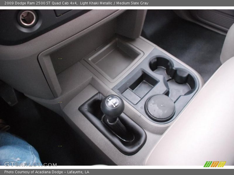 Light Khaki Metallic / Medium Slate Gray 2009 Dodge Ram 2500 ST Quad Cab 4x4