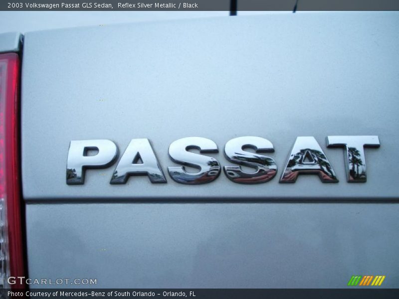 Reflex Silver Metallic / Black 2003 Volkswagen Passat GLS Sedan