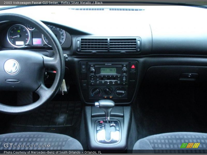 Reflex Silver Metallic / Black 2003 Volkswagen Passat GLS Sedan