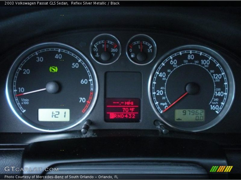 Reflex Silver Metallic / Black 2003 Volkswagen Passat GLS Sedan