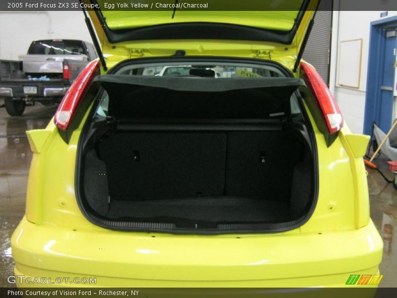 Egg Yolk Yellow / Charcoal/Charcoal 2005 Ford Focus ZX3 SE Coupe