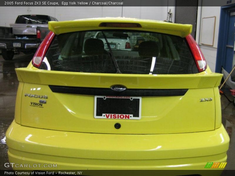 Egg Yolk Yellow / Charcoal/Charcoal 2005 Ford Focus ZX3 SE Coupe