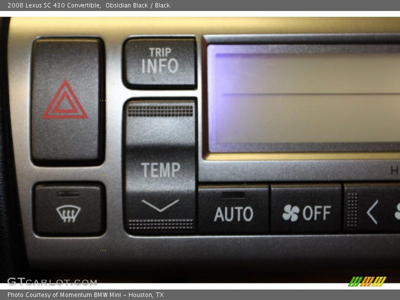 Controls of 2008 SC 430 Convertible