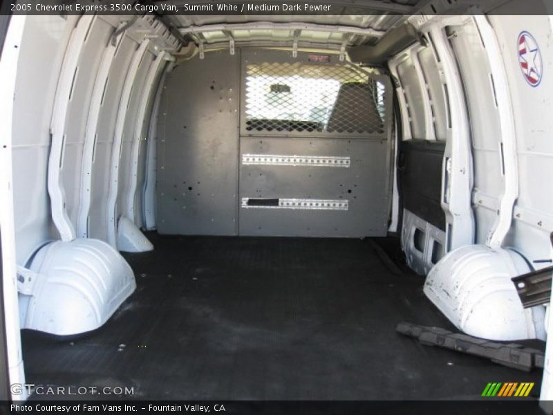 Summit White / Medium Dark Pewter 2005 Chevrolet Express 3500 Cargo Van