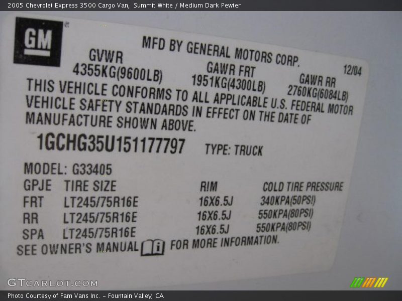 Summit White / Medium Dark Pewter 2005 Chevrolet Express 3500 Cargo Van